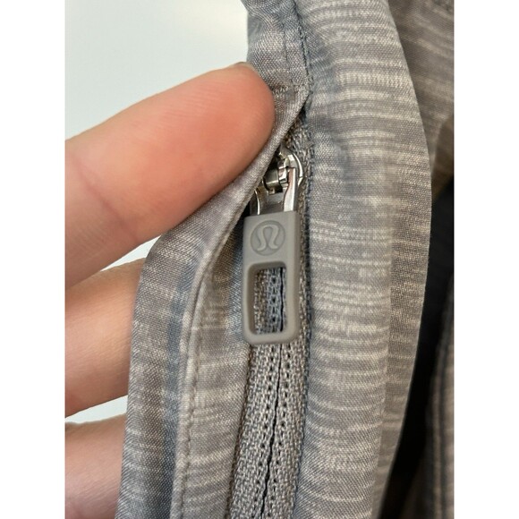 Lululemon Pace Breaker Linerless 7” Gray Mens Medium Athletic Gym Shorts M7AB0S - Picture 4 of 15